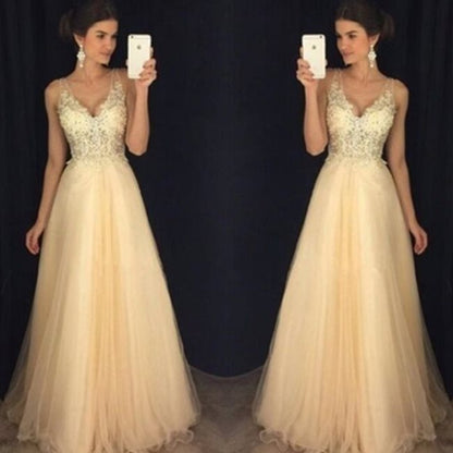 Lady Lace Evening Gown